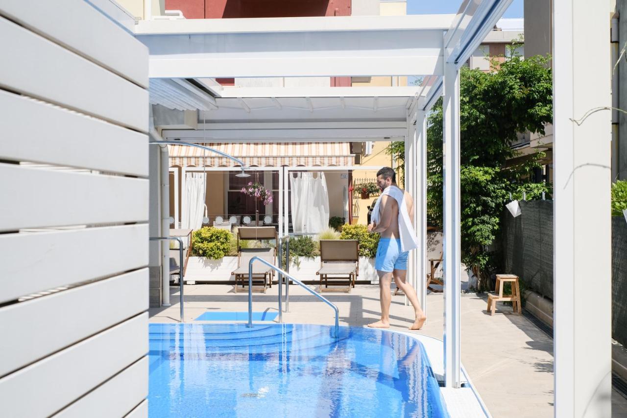Hotel Thea Bellaria-Igea Marina Exterior foto